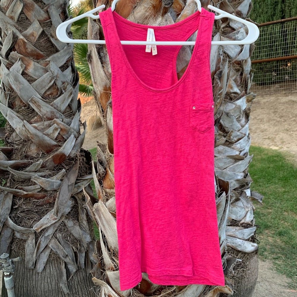 Women’s Color Story razor back tank top Medium